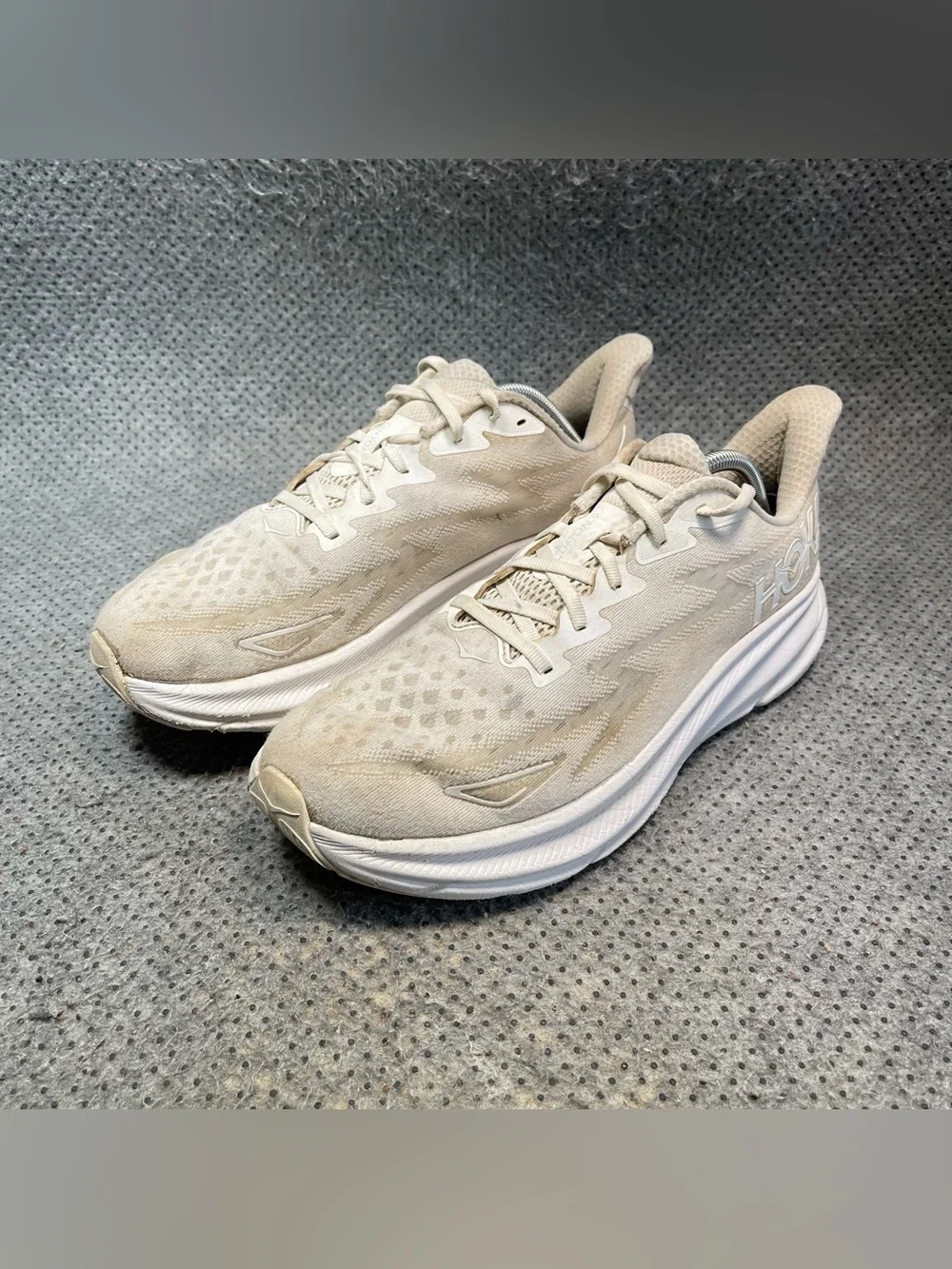 Hoka One One Clifton 9 Running Shoes Size 11.5 Women’s